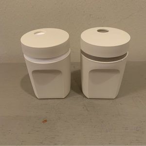 Tupperware VTG Salt And Pepper Shakers